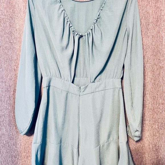 FAVLUX Sage Green Long Sleeve Romper - Picture 3 of 4